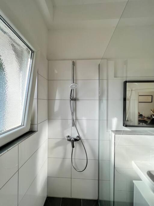 Spacestays Designer Apartment Netflix Wifi Playstation 4 Balkon Essen Extérieur photo