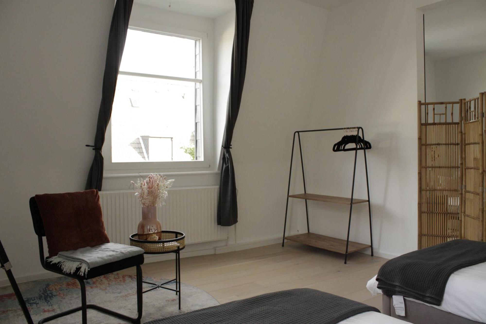 Spacestays Designer Apartment Netflix Wifi Playstation 4 Balkon Essen Extérieur photo